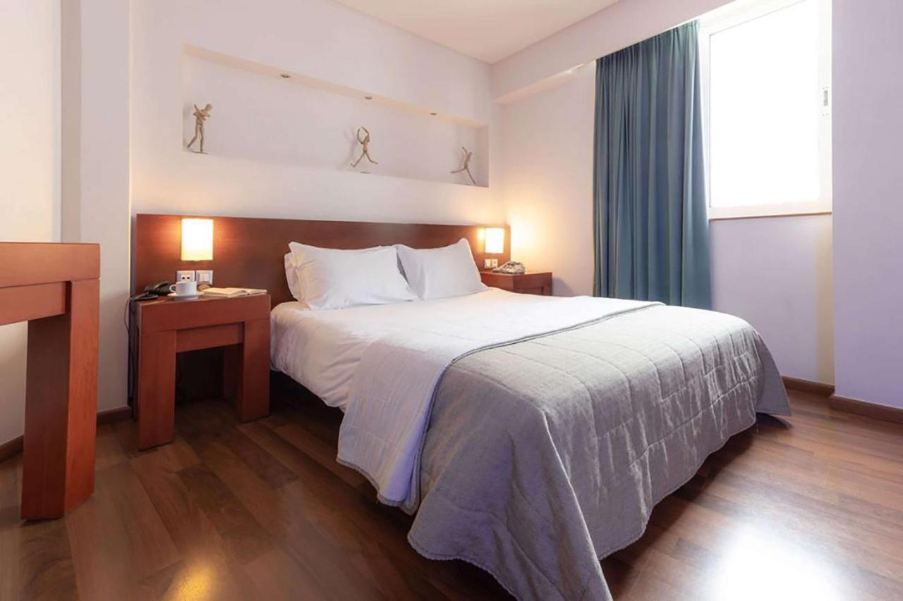 אתונה Dorian Inn, Sure Hotel Collection By Best Western מראה חיצוני תמונה