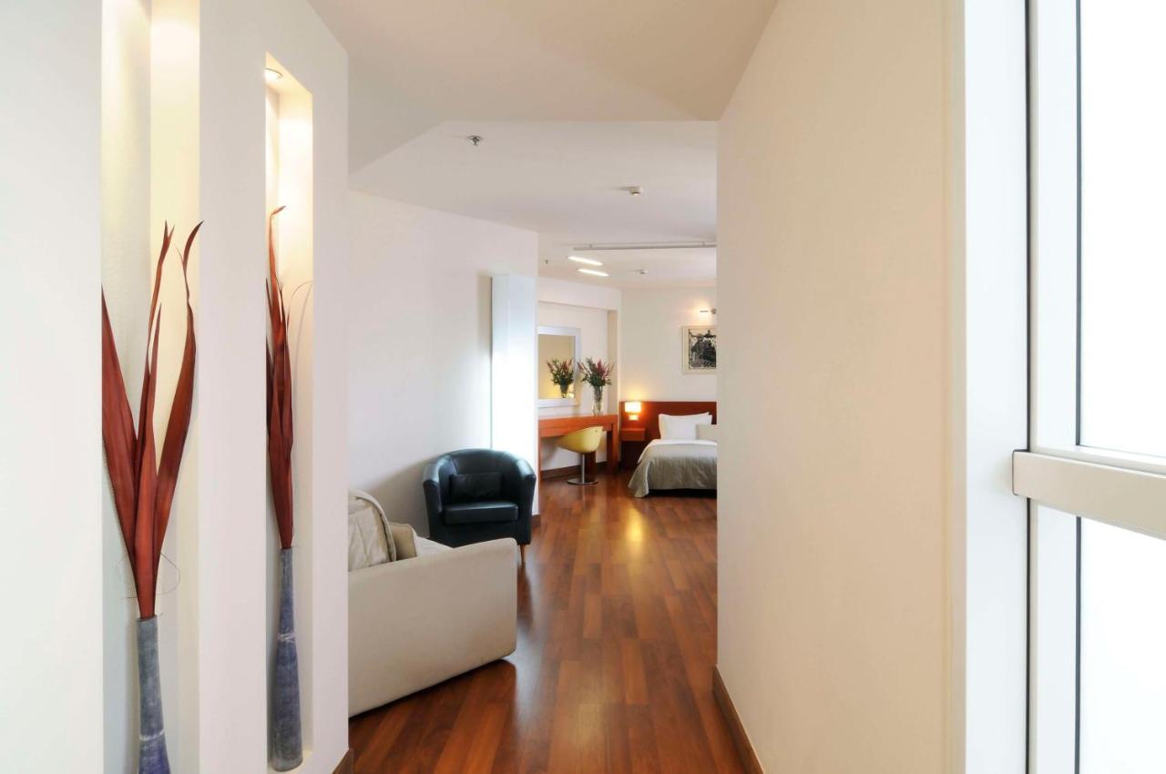 אתונה Dorian Inn, Sure Hotel Collection By Best Western מראה חיצוני תמונה