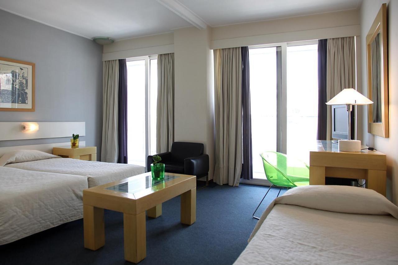אתונה Dorian Inn, Sure Hotel Collection By Best Western מראה חיצוני תמונה